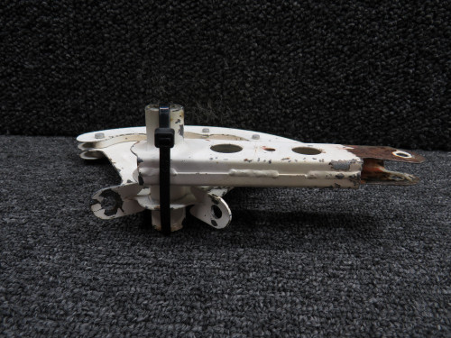 1462020-27 Cessna Inboard Flap Bellcrank LH