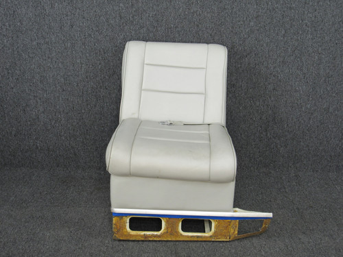 47479-024, 49339-002 Piper PA31T Cheyenne Toilet Assembly