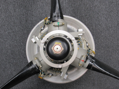 HC-B3TN-3B Hartzell 3-Blade Propeller Assembly with Logs