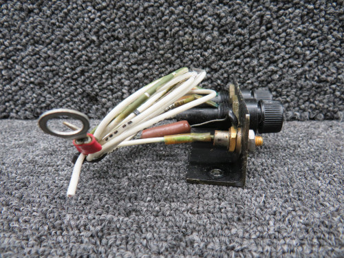0712031-1, S1090-22 Cessna 182 Auxiliary Fuse Holder Bracket with Fuses
