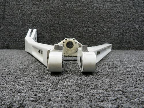 40280-000, 85166-002, 40284-004 Piper PA31T Main Gear Retract Brace Assy LH