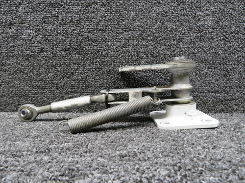 41794-009 Piper PA31T Cheyenne Nose Landing Gear Door Actuator Arm w Rod RH