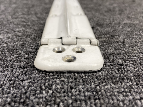 0711037-14, 0711037-16 Cessna 182R Upper Cabin Door Hinge Assembly RH