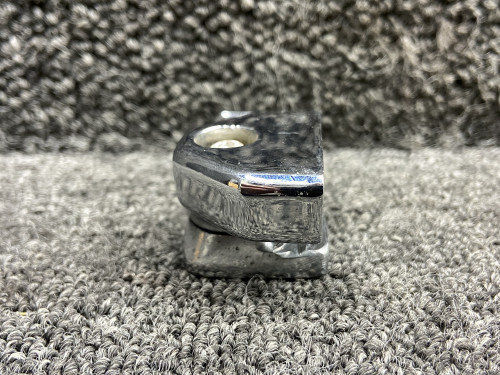 1217066-2 Cessna 182R Cabin Door Window Latch Assembly RH