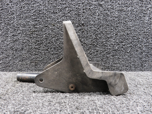 0413578-1 (Cast: 0413578-2) Cessna 172P Brake and Rudder Pedal with Arm