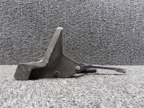 0413578-1 Cessna 172P Brake and Rudder Pedal w Arm and Dual Brake Link