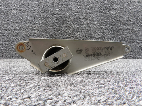 5542102-1 Cessna 501 Nose Gear Door Torque Tube Assembly