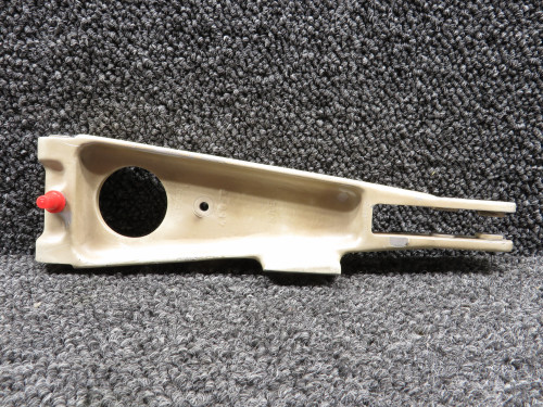 46933-000 (Casting: 46898) Piper Nose Gear Idler Link