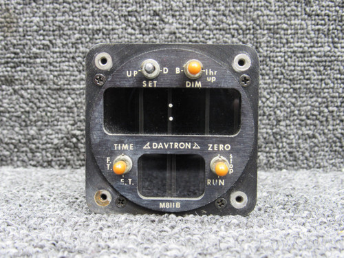 M811B Davtron Digital Clock Indicator, 14V