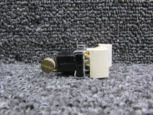 47664-002 (Alt: 487-772) Piper PA31T On-Off Rocker Switch