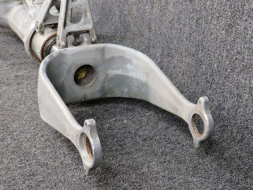 5542000-807 Cessna Citation 550 Nose Landing Gear Assembly