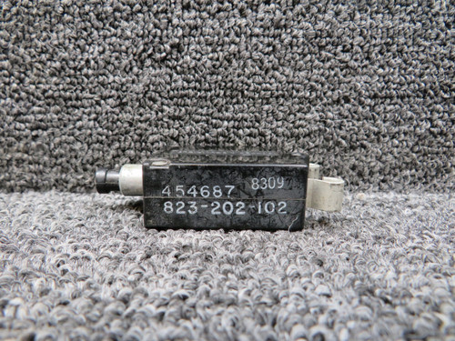 823-202-102 (Alt: 454-687) AMF, Potter-Brumfield Circuit Breaker, 2A