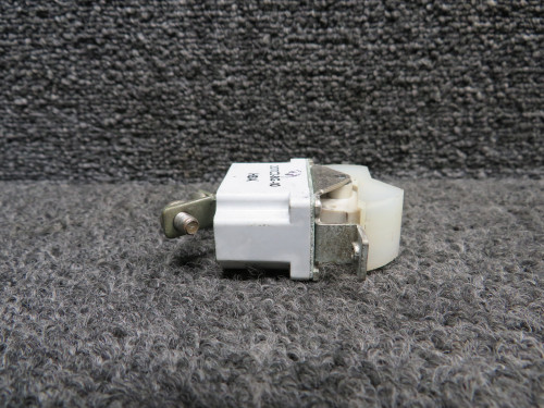 20TC2-BG-10 (Alt: 930023-011) Klixon Boost Pump Rocker Switch