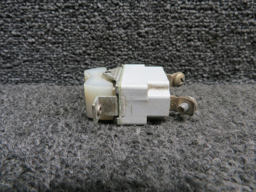 20TC2-BG-25 (Alt: 930023-015) Klixon Landing Light Rocker Switch