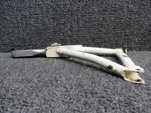 520006-502, 510011-013 Mooney M20J Landing Gear Retraction Truss RH with Link