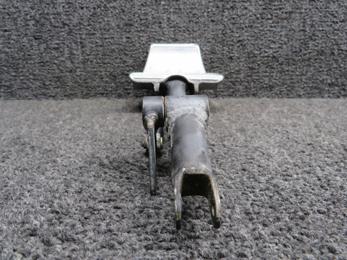 720017-007, 720016-002 Mooney M20J Rudder Pedal Assembly RH w Rod & Crank