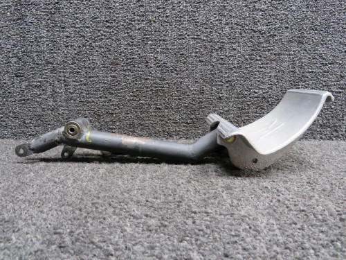 720017-007, 720016-002 Mooney M20J Rudder Pedal Assembly RH w Rod & Crank