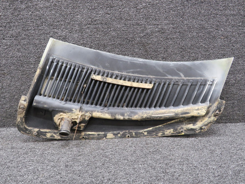 5514122-4 Cessna Citation 550 Windshield Anti-Ice Bleed Air Shroud Assembly RH