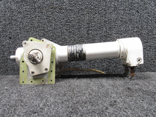 7-5012-17 (Alt: 112-380022-17) Phoenix Nose Gear Hydraulic Actuator (Core)