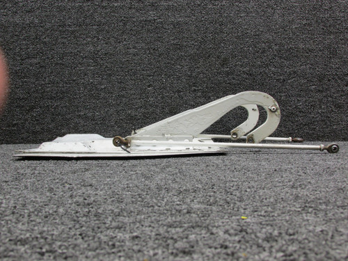 5513071-3 Cessna Citation 550 Spade Door Assembly