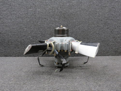 HC-F4YR-1RF Hartzell 4-Blade Prop Hub with Logs (Prop Struck, Core)