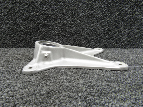 67043 Piper Trunnion Fitting Assembly