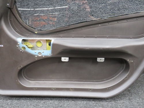 0911905-36 (Use: 0911905-40) Cessna 162 Cabin Door Structure RH (Cracked Window)