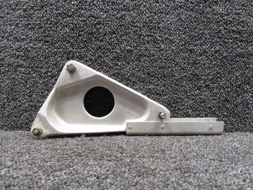 0842140-2 (Use: 0842140-5) Cessna 401A Bellcrank Link Assembly