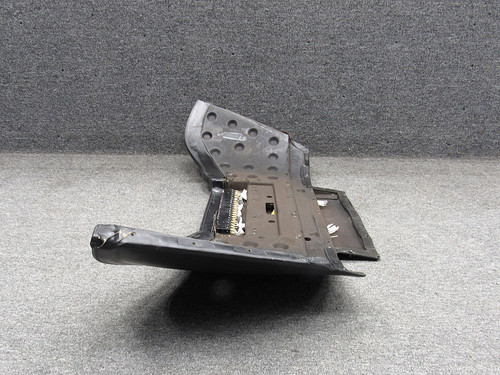 2414137-95 LearJet Glare Shield