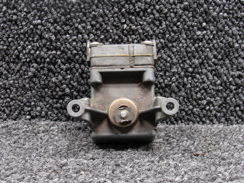 721526 (Use: G721526) Stewart Warner Heater Fuel Pump Assembly