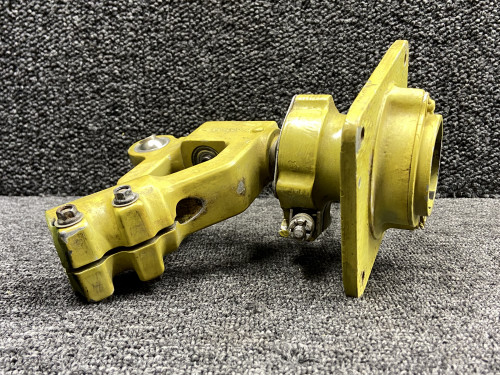 206-001-345-009 (Casting#: 206-001-339-1) Bell 206B Pilot Pivot Lever w Support