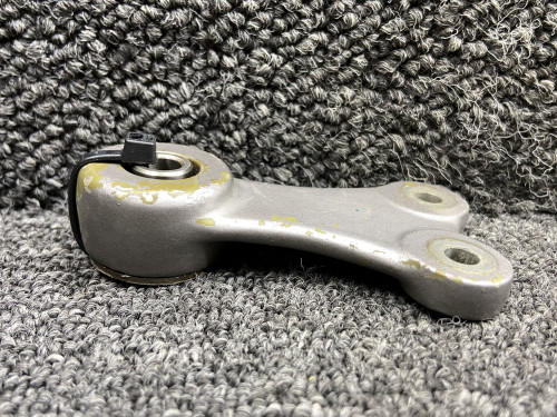206-001-541-001 (Cast#: 206-001-541-1) Bell 206B Outer Servo Actuator Bellcrank