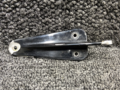 206-031-502-004 Bell 206B Upper Forward Cabin Door Hinge RH