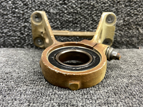 206-040-355-001 (Casting#: 206-040-355-1) Bell 206B Tail Rotor Shaft Hanger Assy