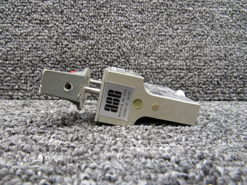 1503-6, 131400-4 (Alt: 147608-6) ASC Honeywell Manual Valve