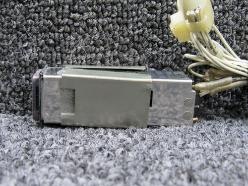 32245-99-222-6B1-16181 Aerospace Optics Data Nav FMS 1, Data Nav FMS 2 Switch
