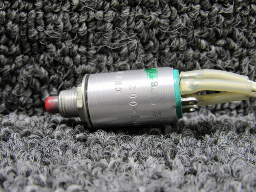 B7070R (Alt: M8805-95-002) Cessna Citation III 650 Push Switch