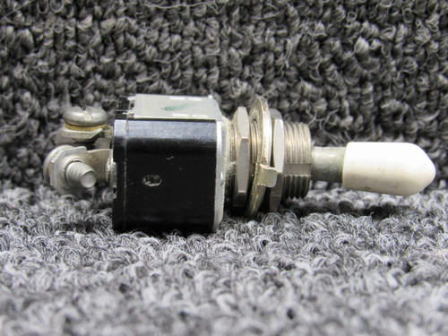 MS35058-23 (Alt: 8810K15) Cutler-Hammer Toggle Switch