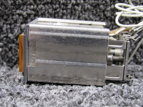 941-24 Twist-Lite Auto Pilot Off, AP Torque Light Annunciator Switch