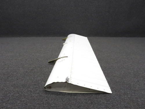 0523901-38 Cessna 172K Flap Assembly RH (Core)