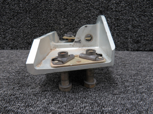 16940-001 Cirrus Main Landing Gear Upper Attach Bracket