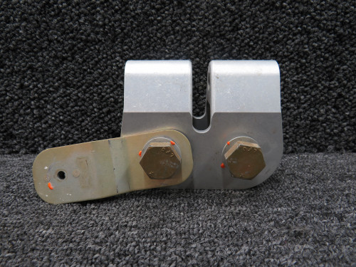 16947-001 Cirrus Main Landing Gear Upper Strut End Fitting Assembly