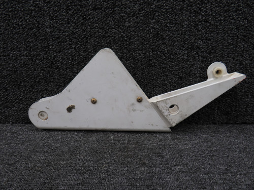 28955-001 Cirrus Center Flap Hinge LH