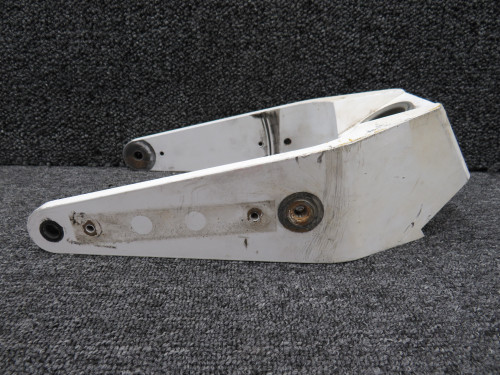 11638-002 Cirrus Nose Gear Fork