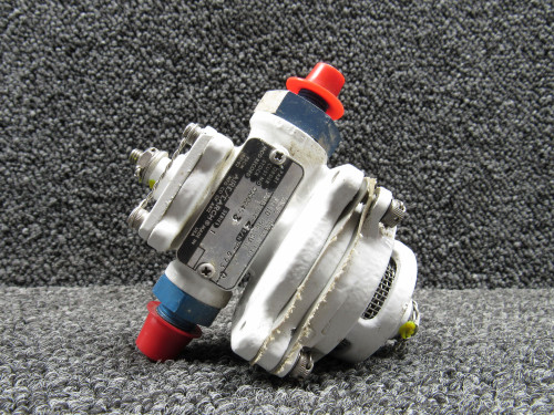 3213982-2 (Alt: 6600245-3) Airesearch Series 1 Fluid Pressure Regulating Valve
