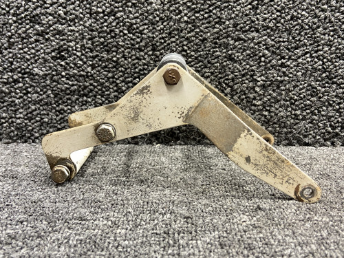 35737-004, 35737-005 Piper PA28RT-201T Nose Gear Door Retract Arm Set