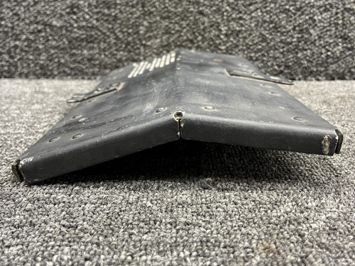 63977-000 Piper PA28RT-201T Battery Box Lid Assembly