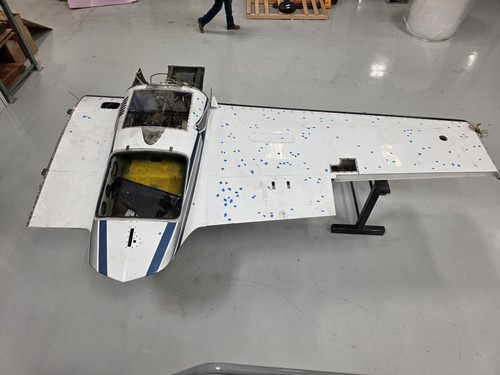 5122200-2 Cessna 421B Wing Structure RH