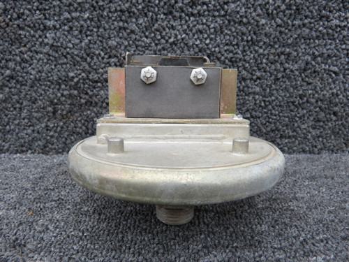 90-380010-9 F.W Dwyer Beechcraft B24R Pressure Switch