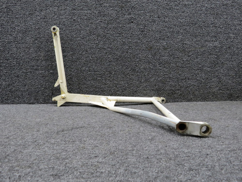 169-810027-29, 169-810028-1 Beechcraft B24R Main Landing Gear Weld Assy w Arm LH